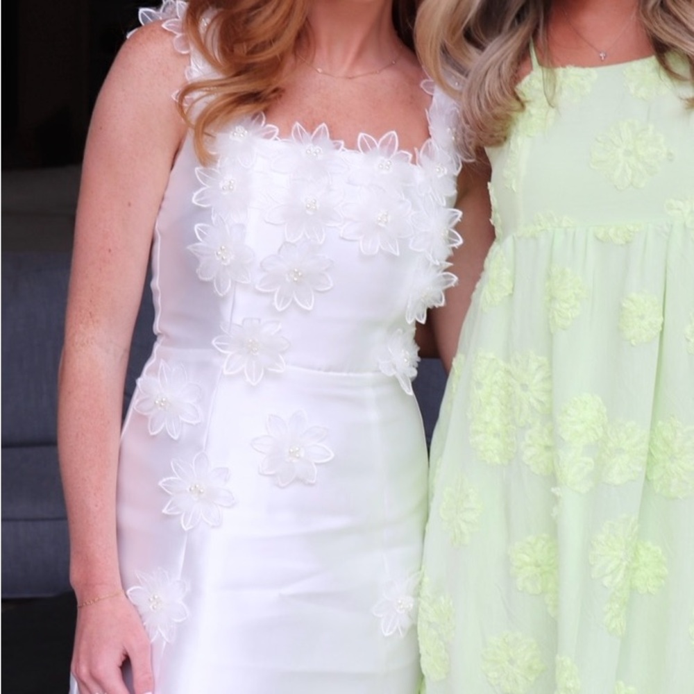 Elliatt Elder Dress in White